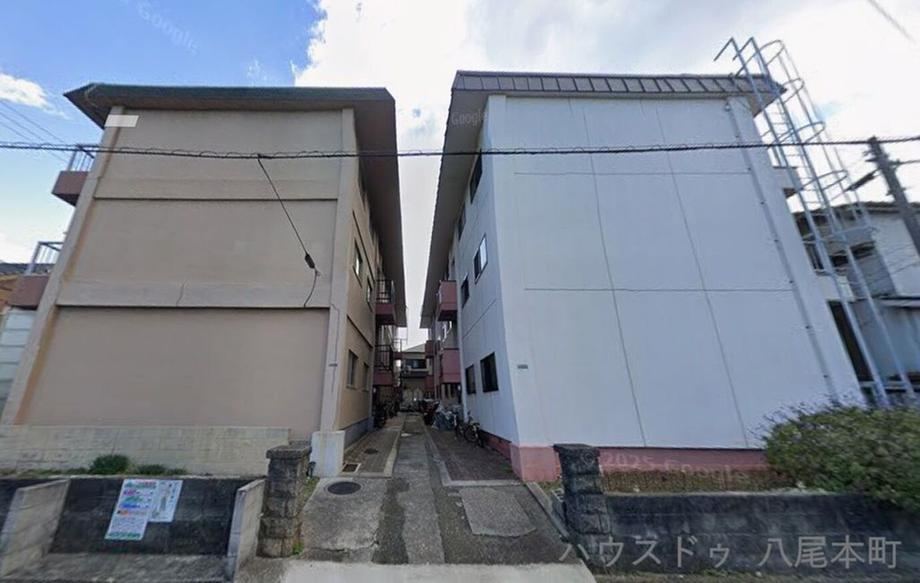 2LDK apartment in Kishiwada, Osaka - Photo 1