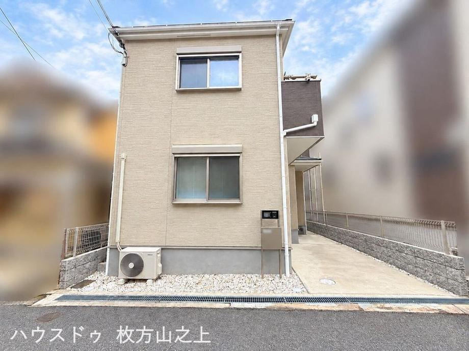 3LDK house in Hirakata, Osaka - Photo 1