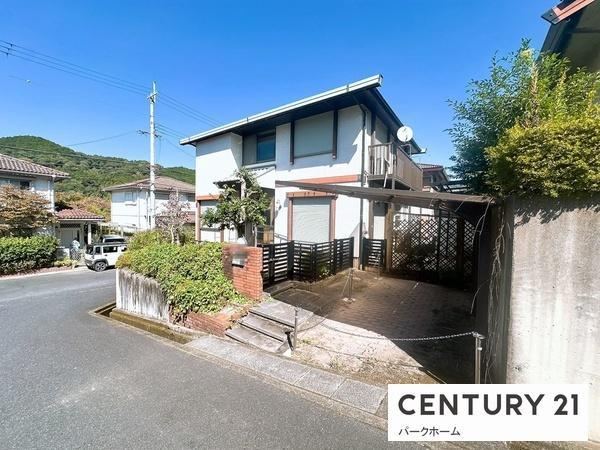 4LDK house in Otsu, Shiga - Photo 1