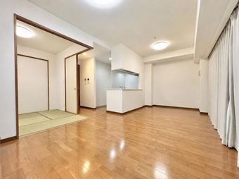 3LDK apartment in Kita Ward, Sakai