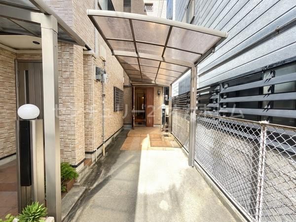 6LDK house in Asahi Ward, Osaka - Photo 1