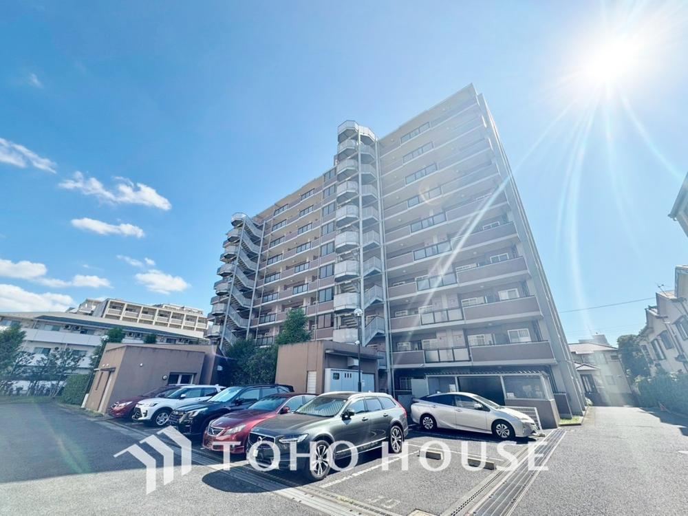 4LDK apartment in Ichikawa, Chiba - Photo 1