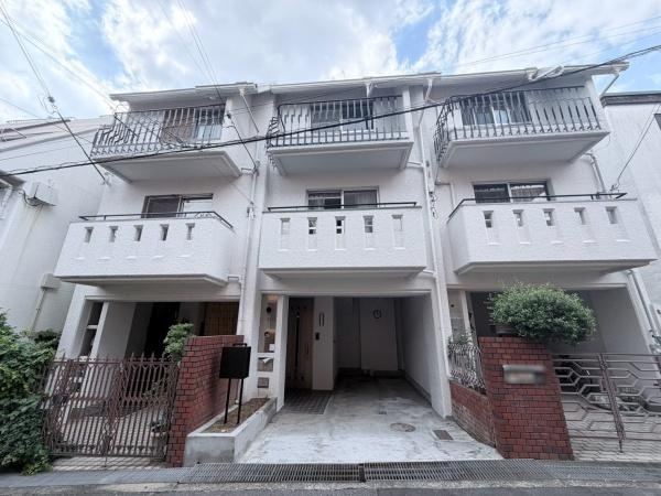 4DK house in Ibaraki, Osaka - Photo 1