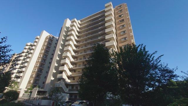 4LDK apartment in Kanazawa Ward, Yokohama, Kanagawa - Photo 1