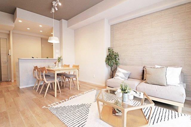 2LDK+S apartment in Kita Ward, Osaka - Photo 1