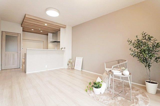3LDK apartment in Higashiyodogawa Ward, Osaka - Photo 1