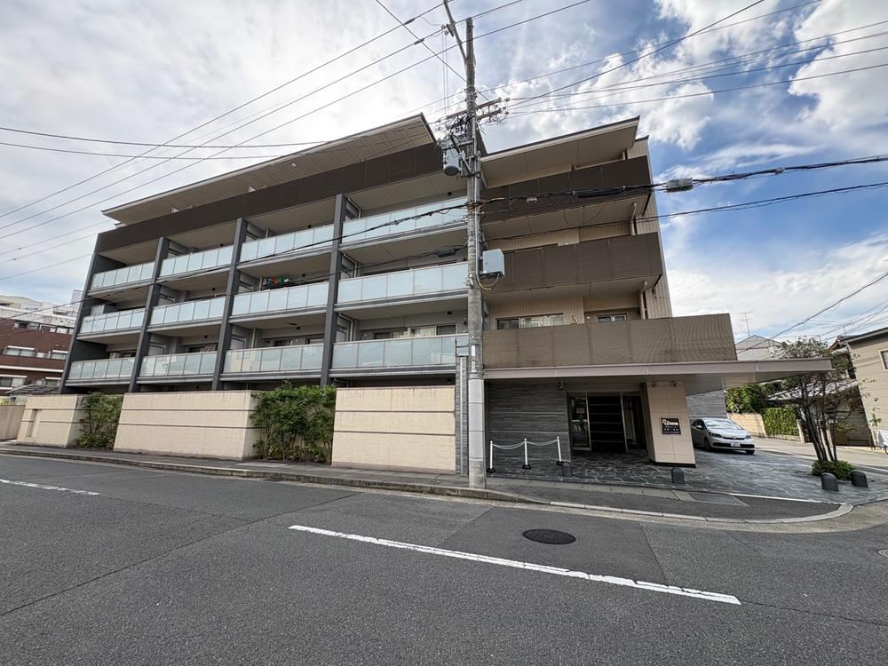 3LDK apartment in Sakyo Ward, Kyoto - Photo 1