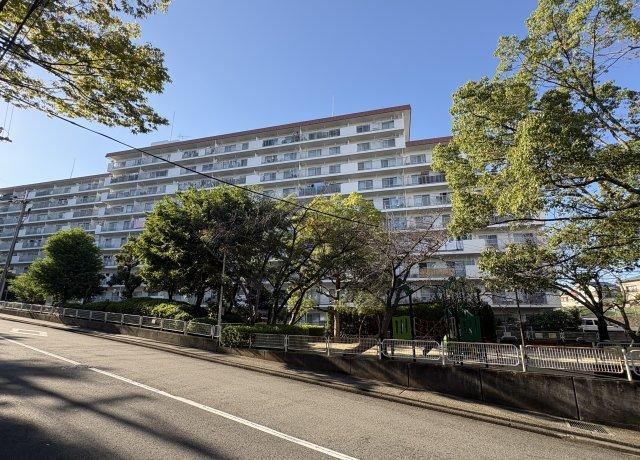 2LDK apartment in Osakasayama, Osaka - Photo 1