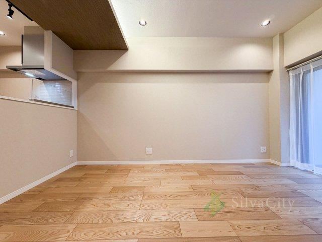 1LDK apartment in Nakano Ward, Tokyo - Photo 1