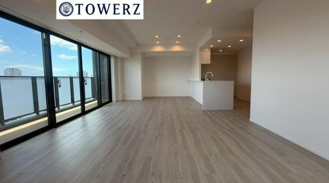 3LDK apartment in Nishi Ward, Osaka - Photo 1