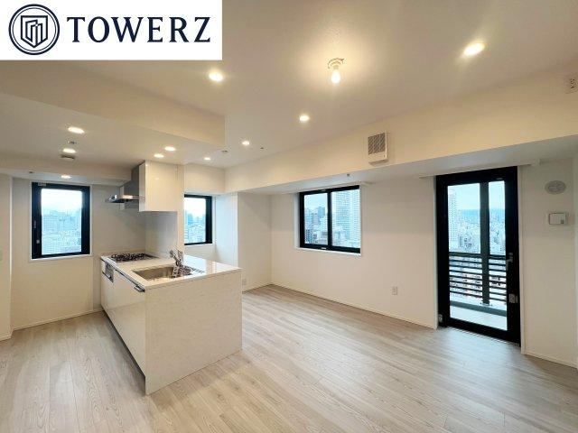 3LDK+S apartment in Nishi Ward, Osaka - Photo 1