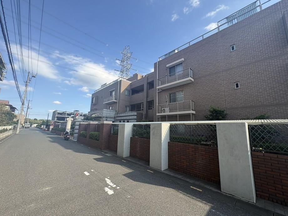 2LDK apartment in Kawaguchi, Saitama - Photo 1