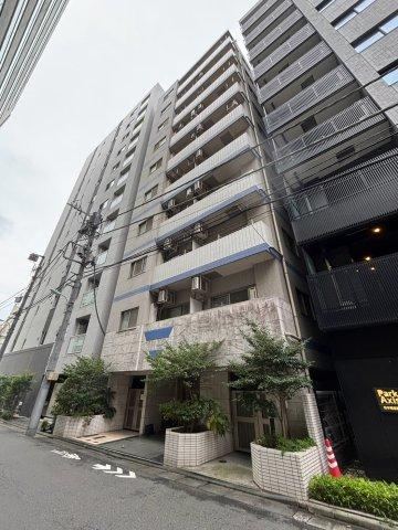 2LDK apartment in Chuo Ward, Tokyo - Photo 1