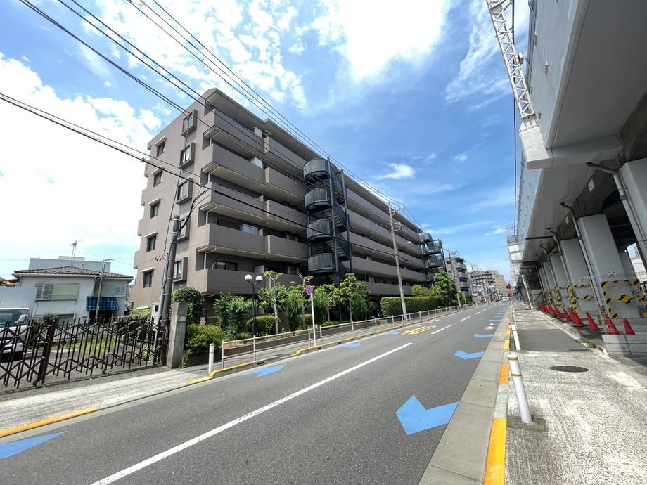 3LDK apartment in Itabashi Ward, Tokyo - Photo 1