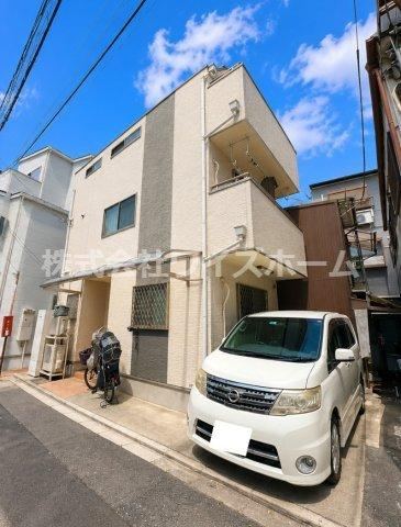3LDK house in Moriguchi, Osaka - Photo 1