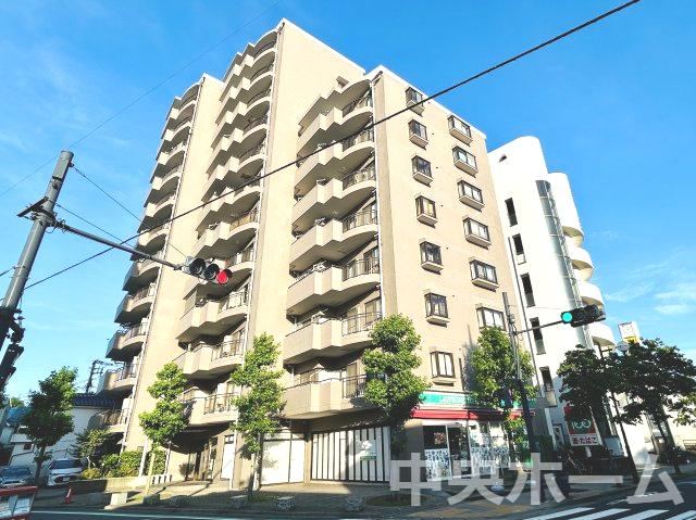 2LDK apartment in Edogawa Ward, Tokyo - Photo 1
