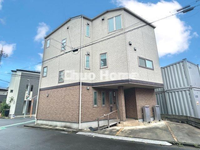 4LDK+S house in Katsushika Ward, Tokyo - Photo 1