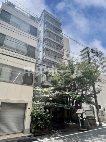 2LDK apartment in Sumida Ward, Tokyo - Photo 1