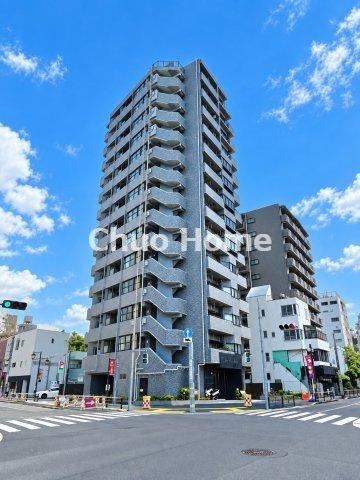 2LDK+S apartment in Edogawa Ward, Tokyo - Photo 1
