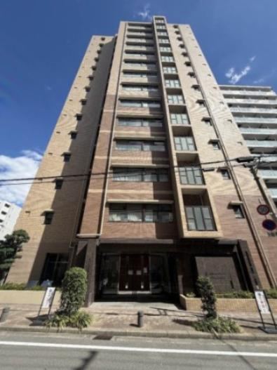 3LDK apartment in Kita Ward, Osaka - Photo 1