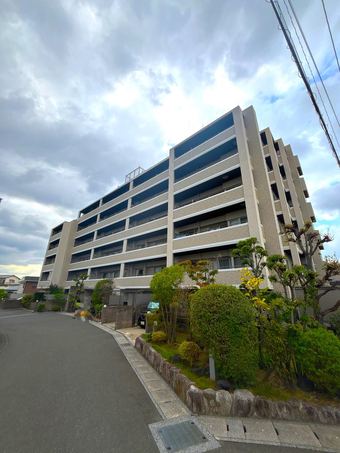 3LDK apartment in Onojo