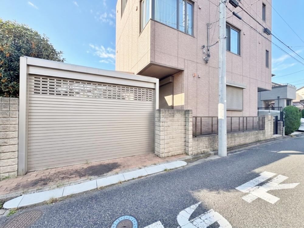 3LDK+S house in Nerima Ward, Tokyo - Photo 1