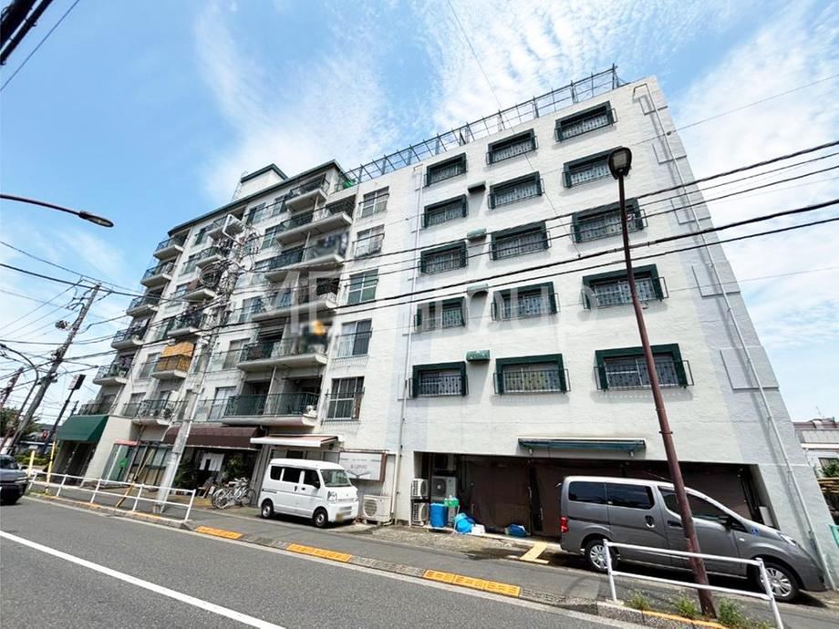 3LDK apartment in Musashino, Tokyo - Photo 1