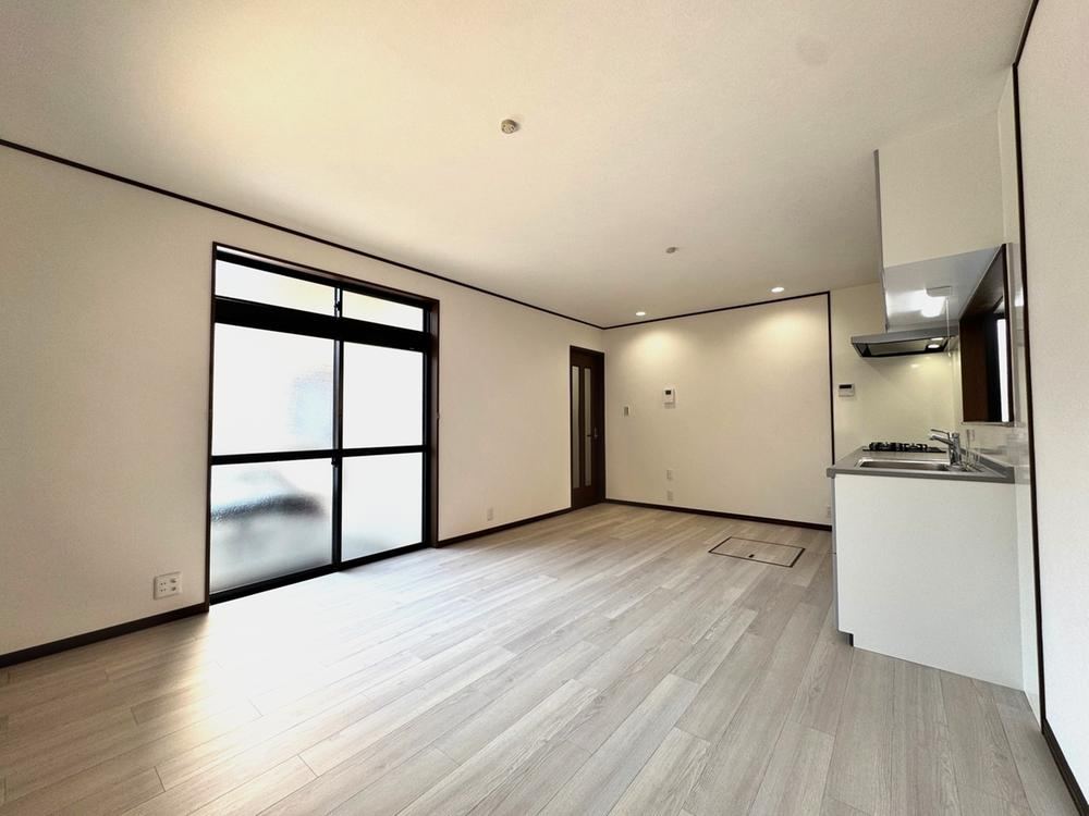 4LDK house in Itami, Hyogo - Photo 1