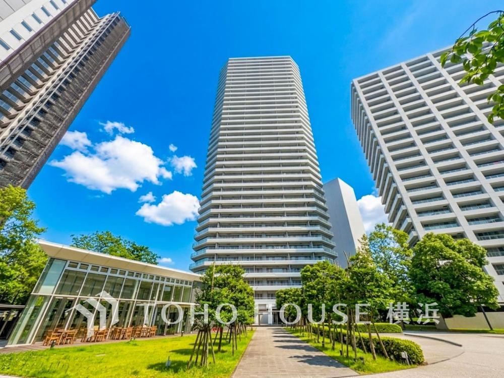 3LDK apartment in Kanagawa Ward, Yokohama, Kanagawa - Photo 1