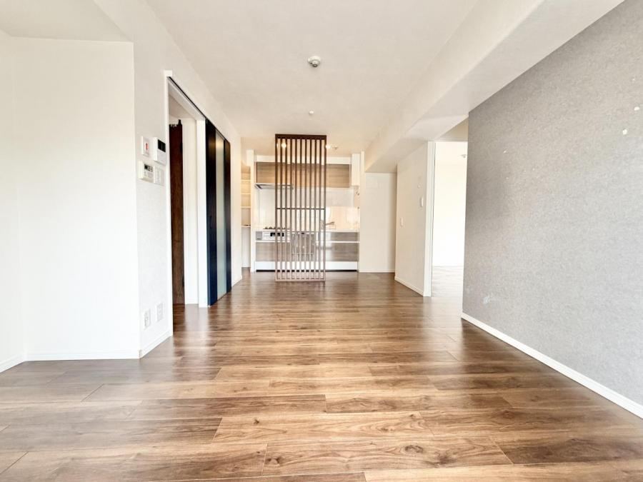 2LDK+S apartment in Kita Ward, Osaka - Photo 1