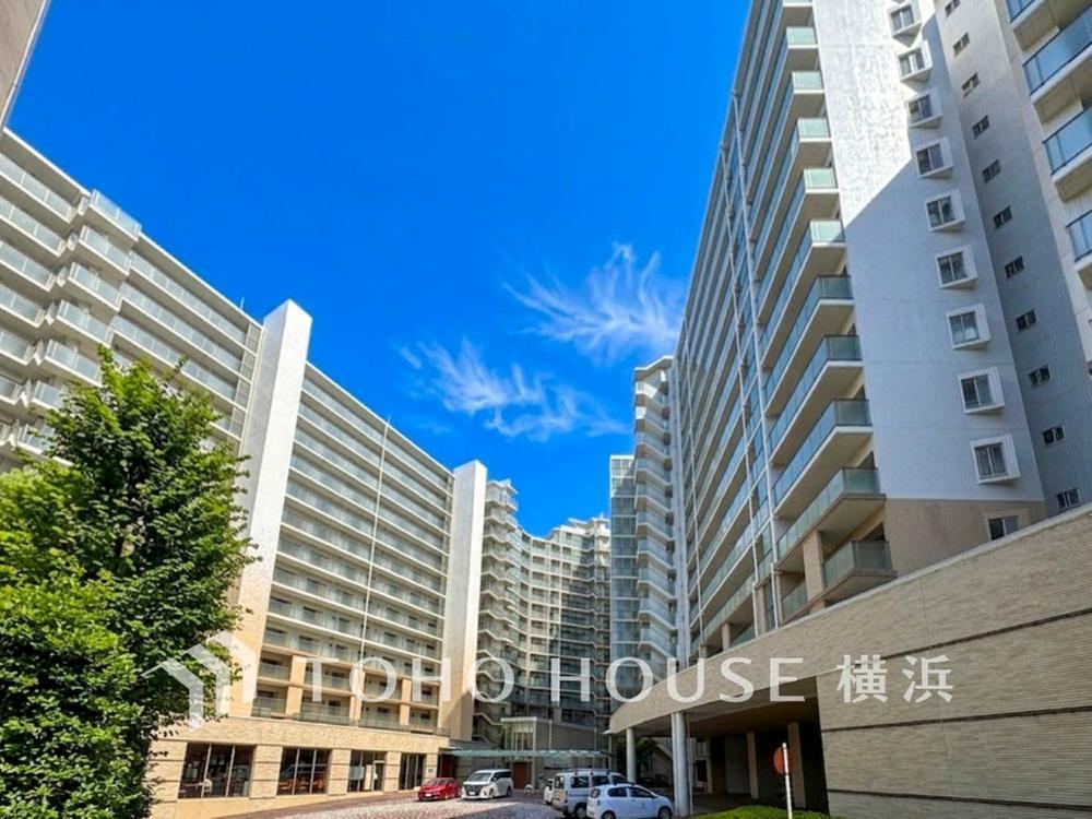 3LDK apartment in Totsuka Ward, Yokohama, Kanagawa - Photo 1