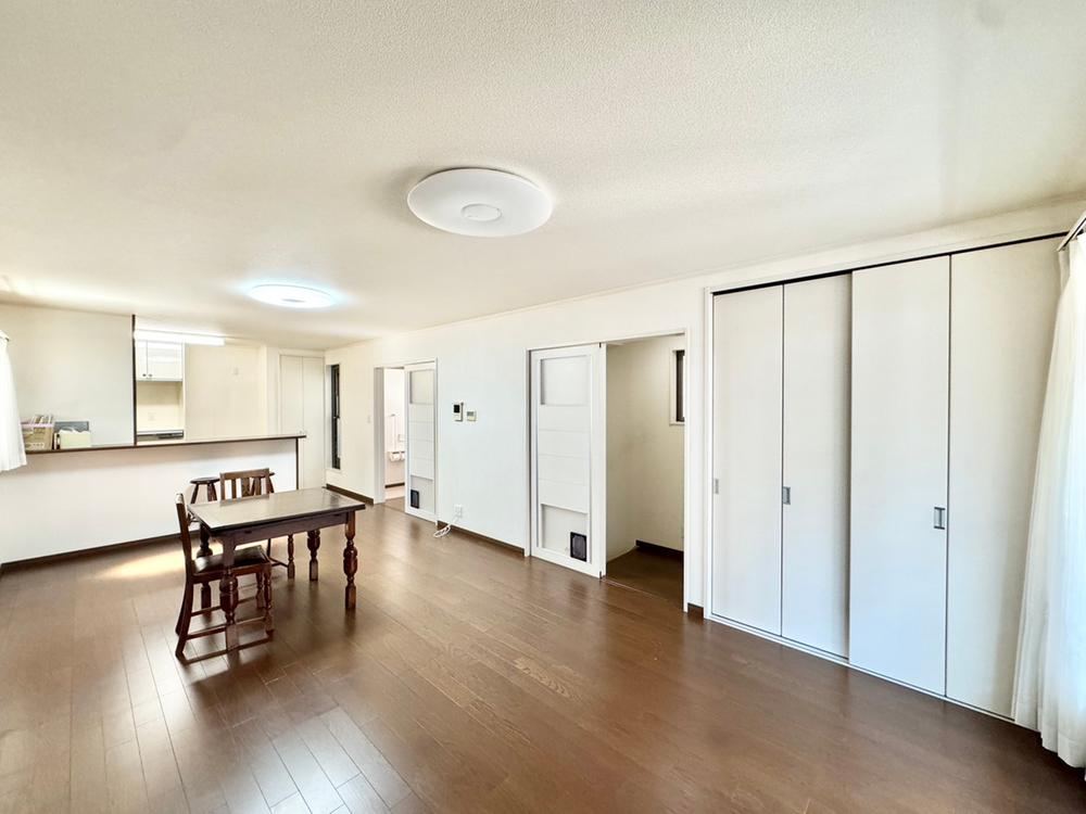 4LDK house in Naniwa Ward, Osaka - Photo 1