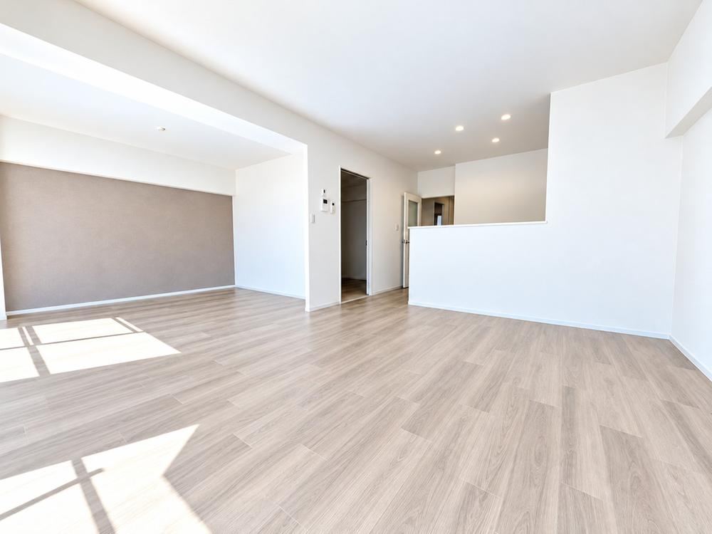 2LDK apartment in Ikoma, Nara - Photo 1