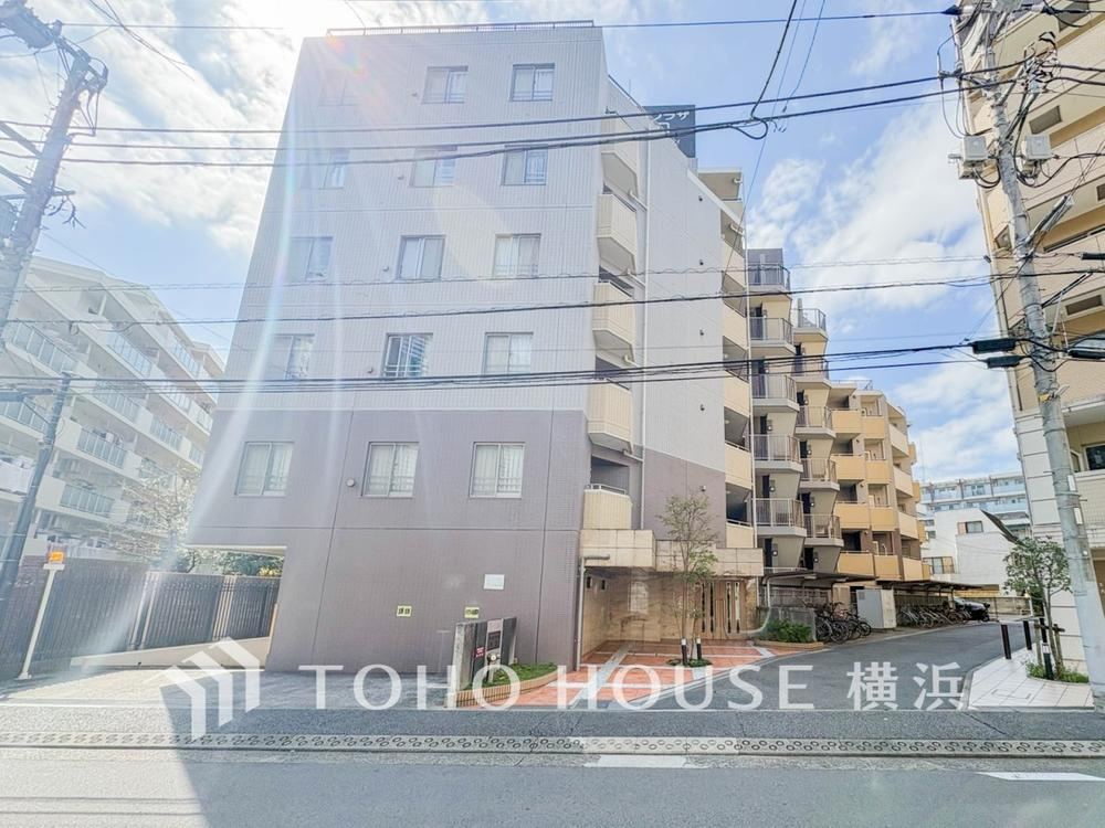 3LDK apartment in Kanagawa Ward, Yokohama, Kanagawa - Photo 1