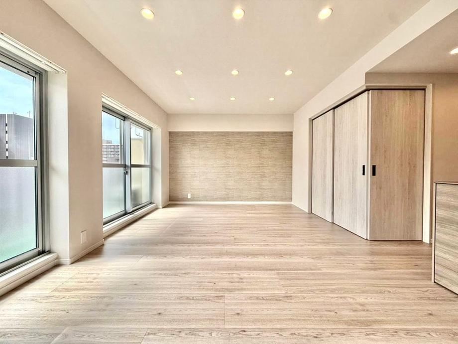 2LDK apartment in Shinagawa Ward, Tokyo - Photo 1