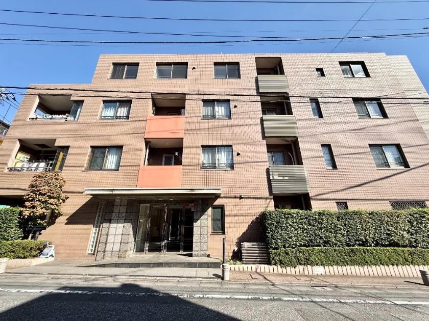 3LDK apartment in Itabashi Ward, Tokyo - Photo 1