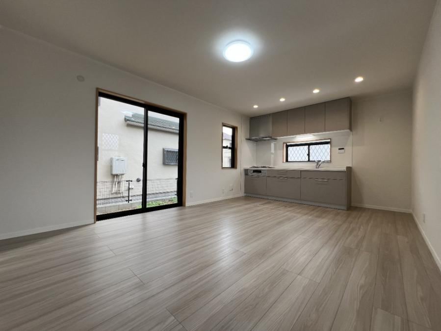 4LDK house in Midori Ward, Saitama - Photo 1