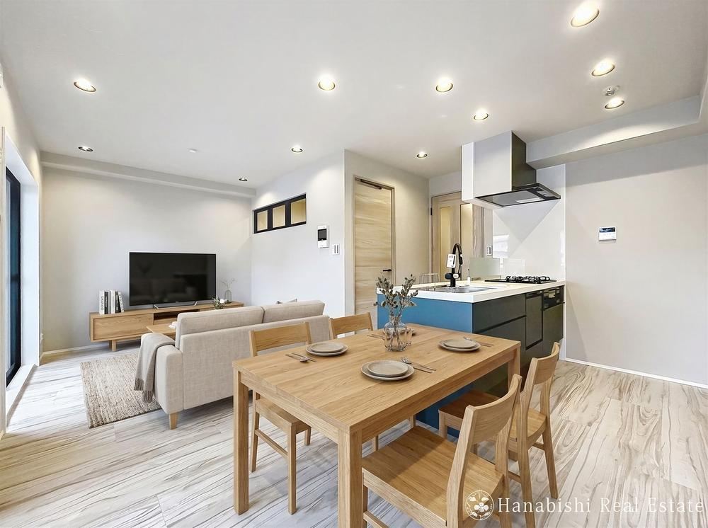 1LDK+S apartment in Saiwai Ward, Kawasaki, Kanagawa - Photo 1