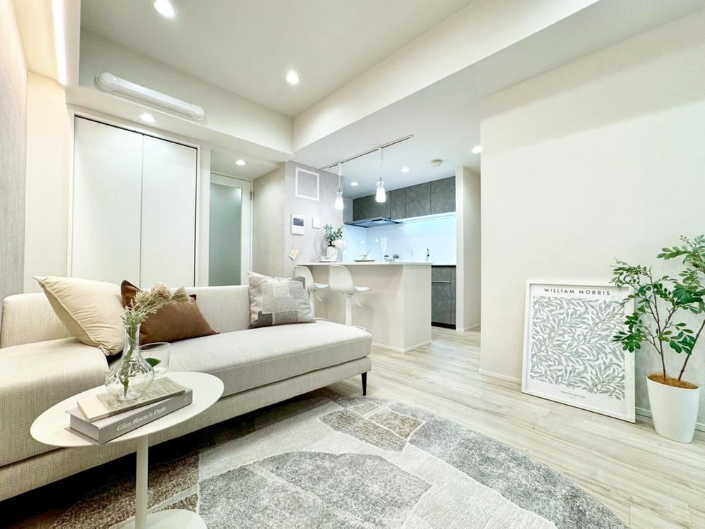 1LDK apartment in Minato Ward, Tokyo - Photo 1