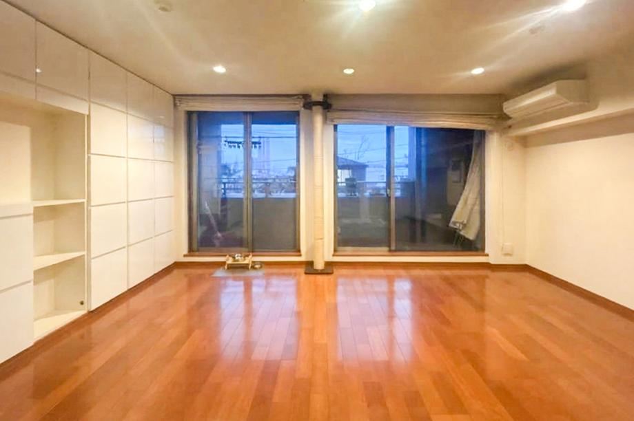3LDK apartment in Nakano Ward, Tokyo - Photo 1