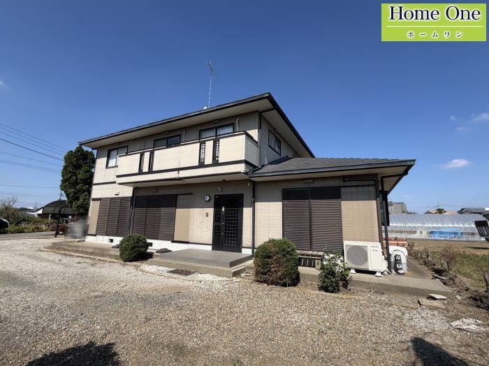 6LDK house in Shimotsuke, Tochigi - Photo 1