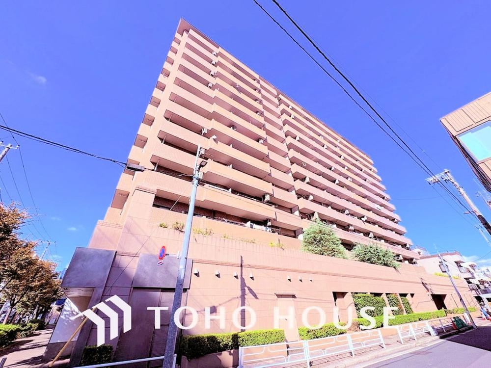 3LDK apartment in Sumida Ward, Tokyo - Photo 1