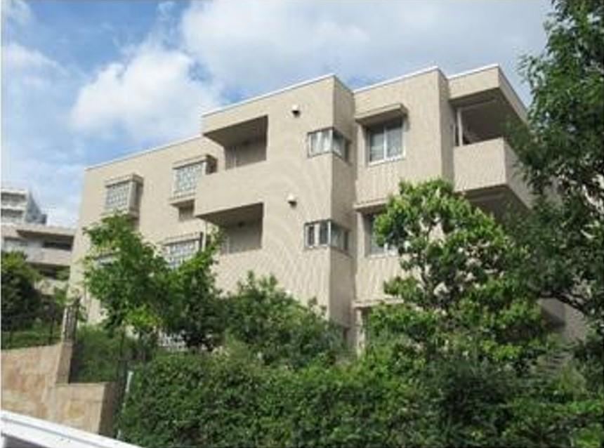 4LDK apartment in Higashinada Ward, Kobe, Hyogo - Photo 1