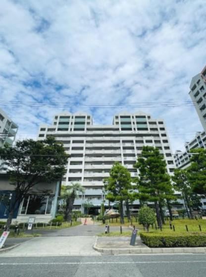 4LDK apartment in Higashinada Ward, Kobe, Hyogo - Photo 1