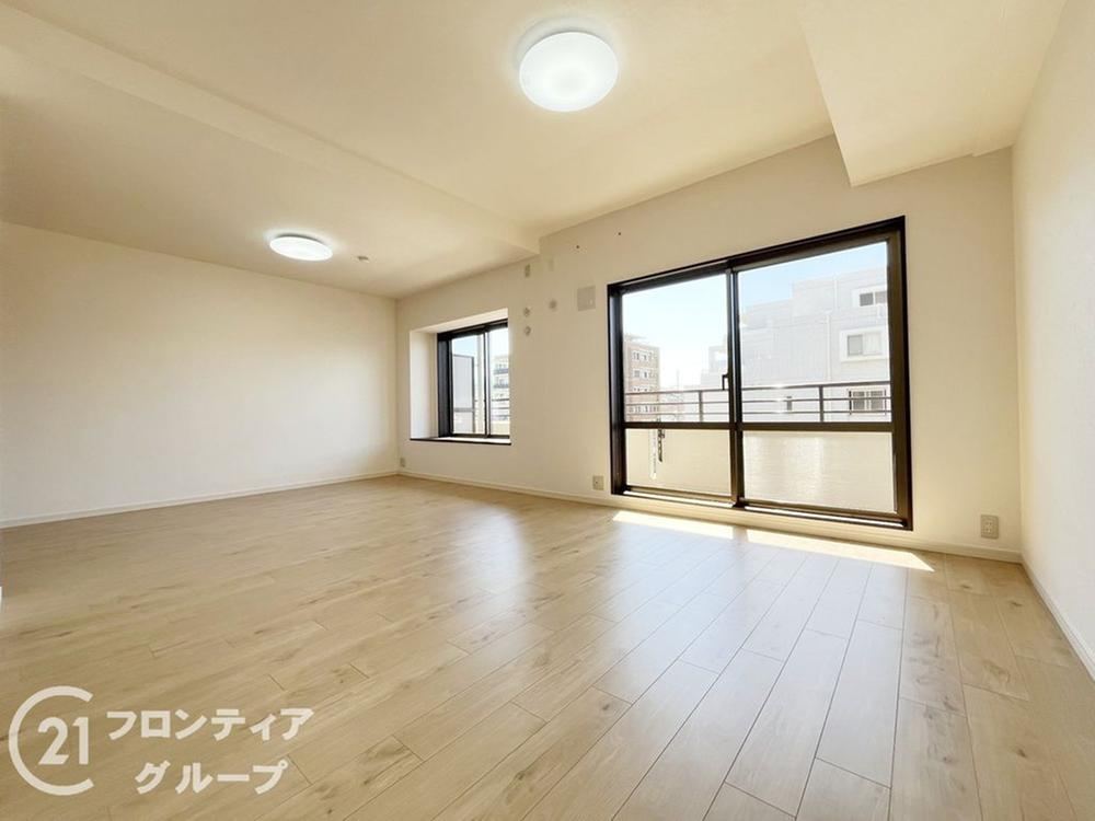 2LDK apartment in Amagasaki, Hyogo - Photo 1
