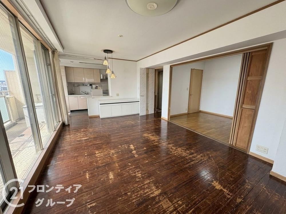 4LDK apartment in Minami Ward, Sakai, Osaka - Photo 1