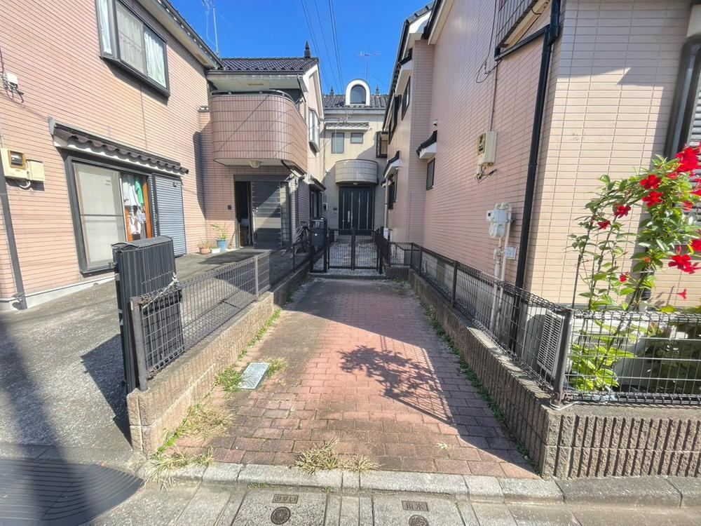 4DK house in Adachi Ward, Tokyo - Photo 1