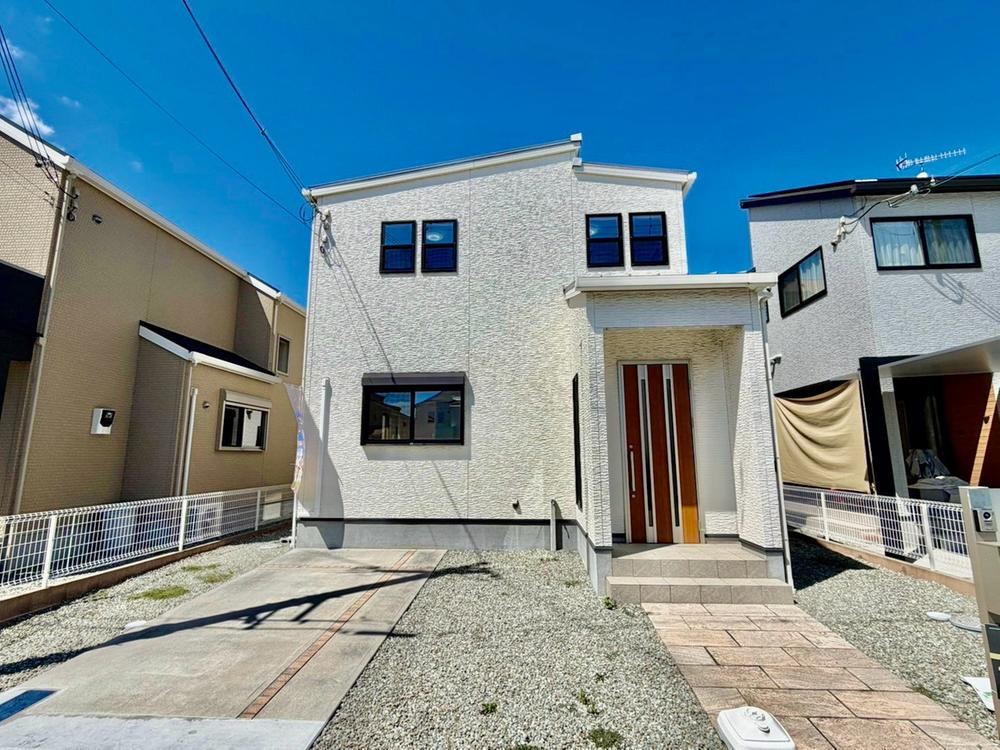 4LDK house in Kakogawa, Hyogo - Photo 1
