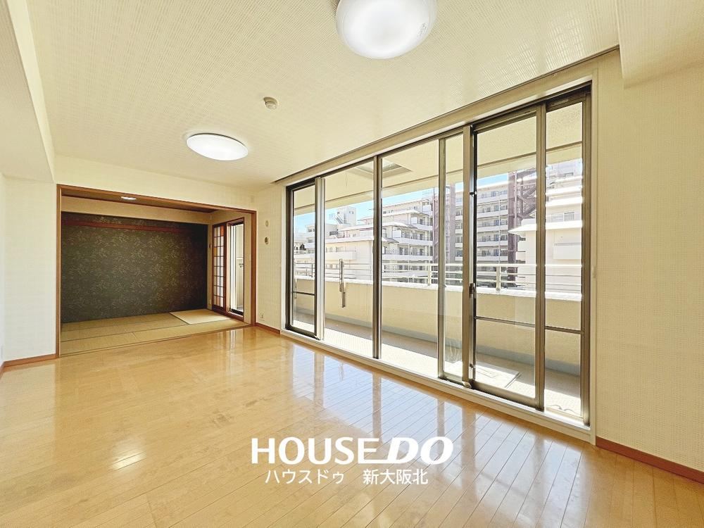 3LDK apartment in Toyonaka, Osaka - Photo 1