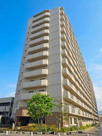 3LDK apartment in Yao